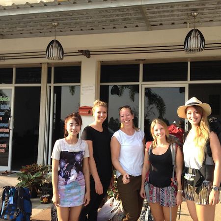 Jc Guesthouse @ Suratthani Airport Surat Thani Buitenkant foto