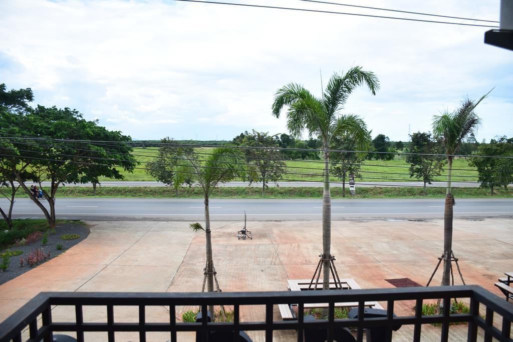 Jc Guesthouse @ Suratthani Airport Surat Thani Buitenkant foto