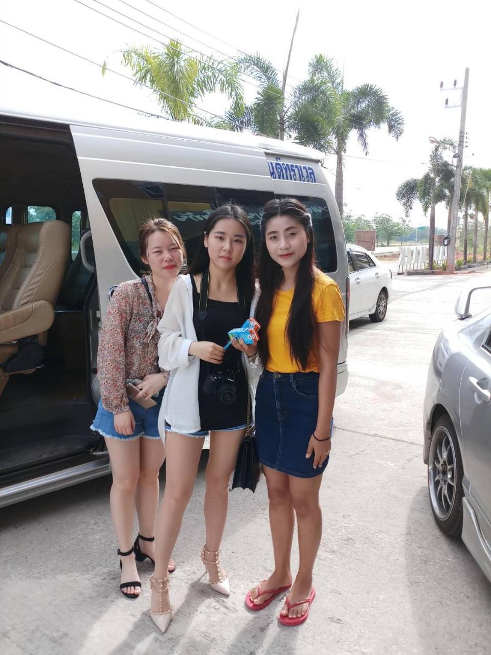 Jc Guesthouse @ Suratthani Airport Surat Thani Buitenkant foto